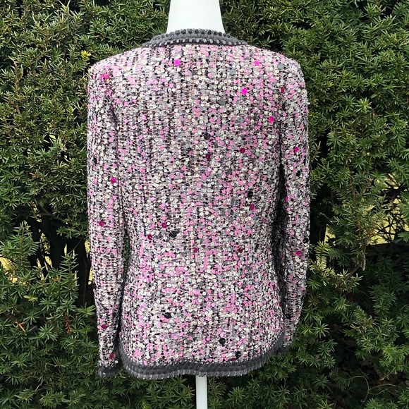STUNNING Chanel Tweed Blazer Sm.,Med.,Large $895 - Picture 6 of 9
